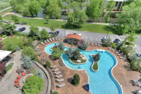 Courtyard Pigeon Forge - 127