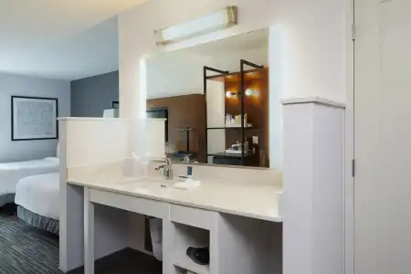 Four Points by Sheraton Los Angeles Westside - 68