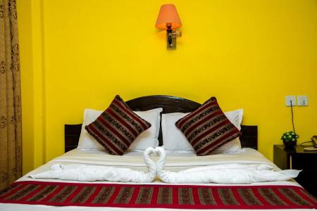 Bougainvillea by OYO Rooms - 38