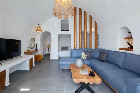 Allure Breeze Suites - 221