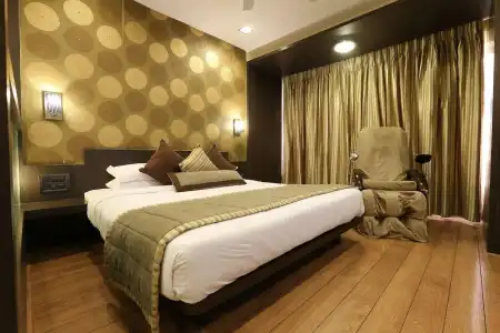 Silver Inn - 1