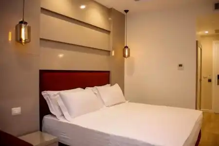 Luxury - 25