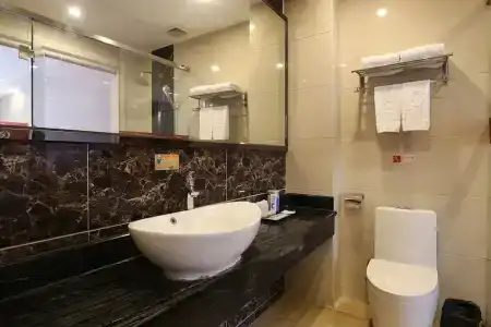 Guangzhou Helong - 9