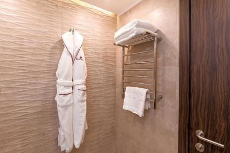 Ramada & Suites by Wyndham - 79