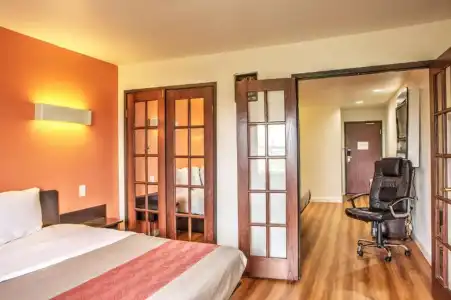 Motel 6 Dallas, TX - Northwest - 25