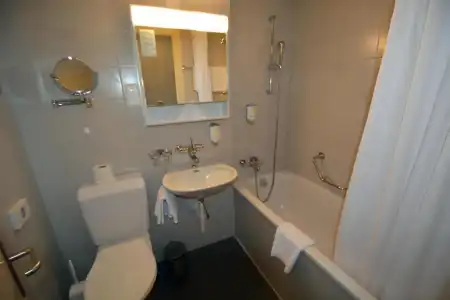 HOP Apartments & Suites - 49