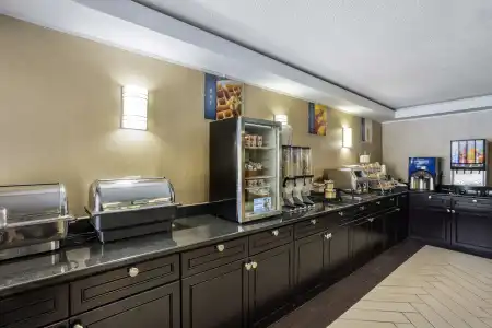 Best Western Harrisburg North - 22