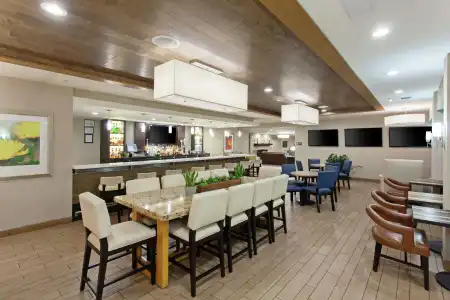 Hilton Garden Inn Marina Del Rey - 20