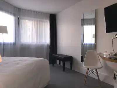 La Maison Champs Elysées - 53