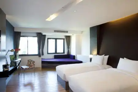 Trinity Silom - 4