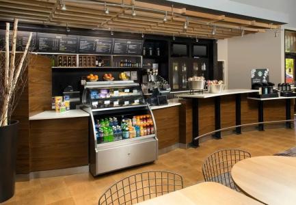 Courtyard by Marriott Tyler - 25