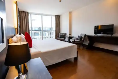 J Pattaya - 41