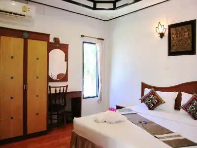 Lanta Il Mare Beach Resort - 2