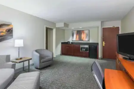 Courtyard by Marriott Knoxville Cedar Bluff - 39