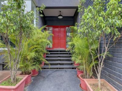 Upars Indiranagar - 11