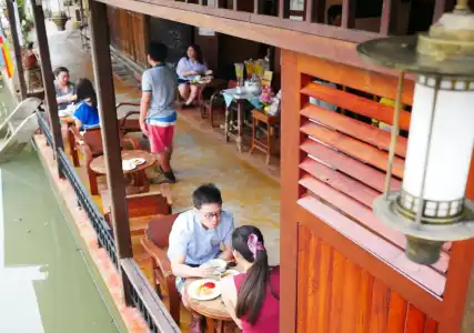 Thanicha Resort Amphawa - 14