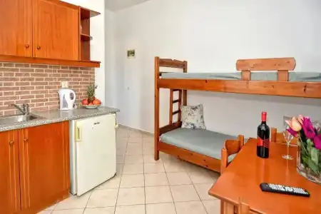 Kasapakis & Apartments - 77