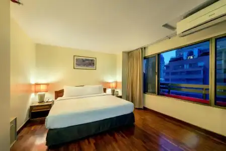 Bandara Silom Suites - 192