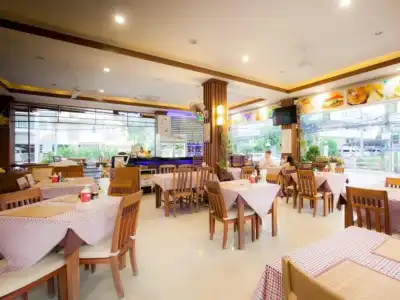 Pipikuku & Restaurant - 23