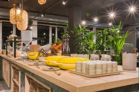 Vienna House Easy by Wyndham Amsterdam Airport - 10