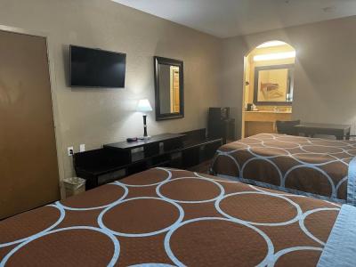 Super 8 Galveston - 20