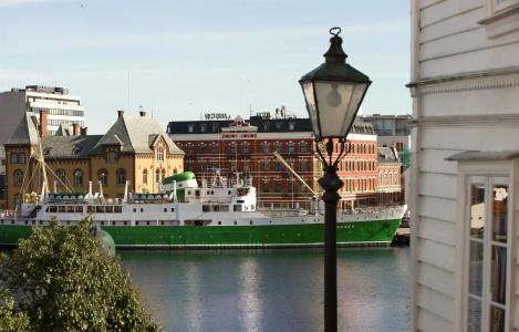 Victoria - 14
