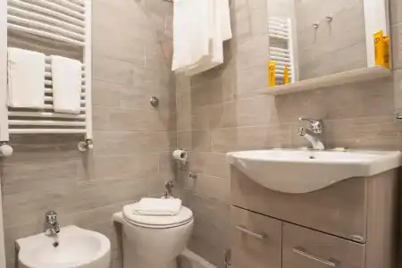 Morelli Suite - 23