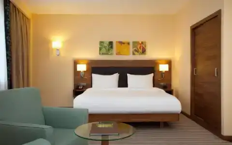 Hilton Garden Inn Riverside - 58