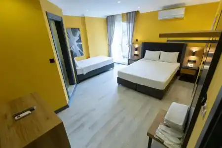 Roy Otel Akçay - 63