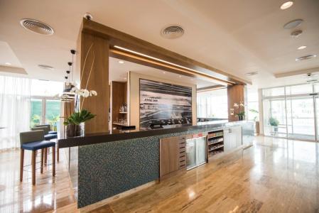 Hampton by Hilton Santo Domingo Airport - 1