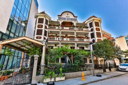 Villa Dvor Kornic - 36