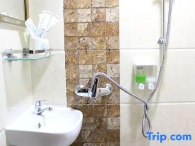 HAPPY LAND GUEST HOUSE - 37