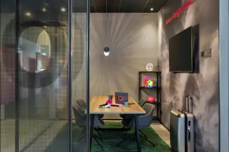 Moxy Frankfurt Airport Kelsterbach - 22