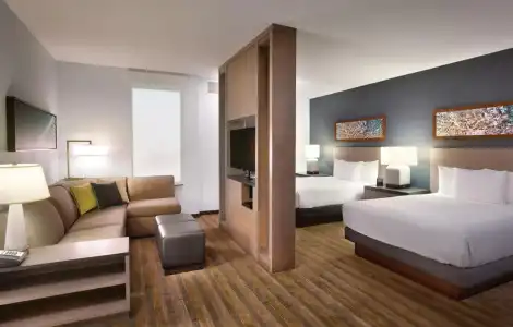 Hyatt House at Anaheim Resort/Convention Center - 6