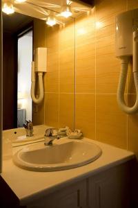 Hôtel le Dauphin - 49