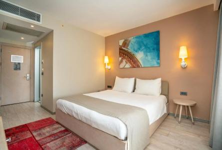 The Gate 30 Suites - 31