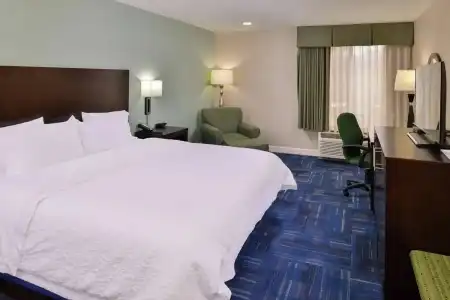 Hampton Inn Eugene - 43