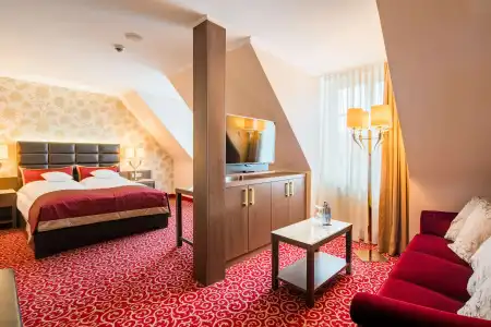 Best Western Plus StadtPalais - 3