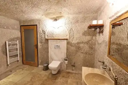 Sarnich Cave Suites - 84