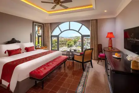 Silk Path Grand Hue - 92