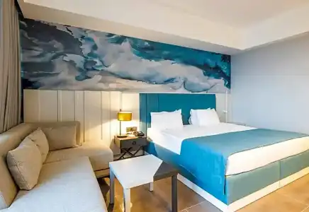 Crystal Centro Pearl Collection - Ultimate All Inclusive - 50