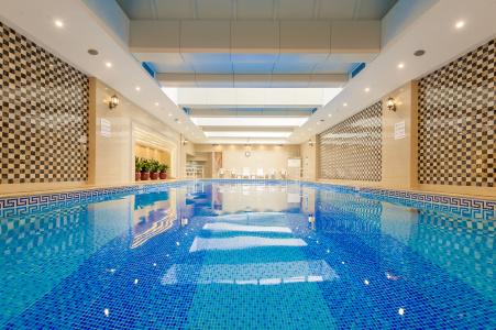 Crowne Plaza Shanghai by IHG - 14