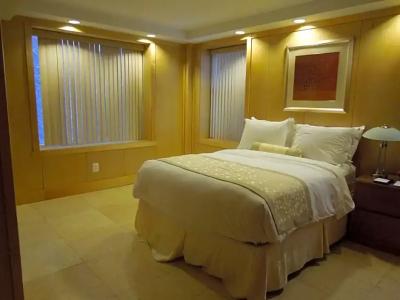 The Eldon Luxury Suites - 25