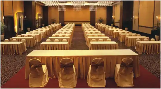 The Retreat & Convention Centre - 11