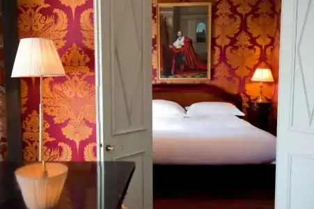 L'Hotel - 73