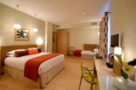 Hôtel Santateresa - 56