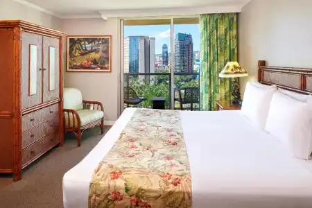 Luana Waikiki & Suites - 106