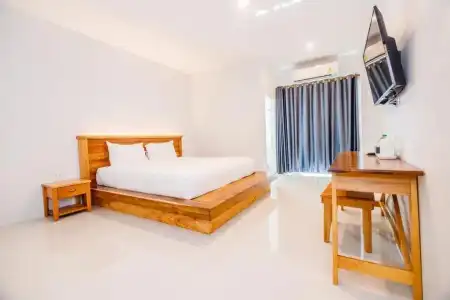 Greenish Ranong - 54