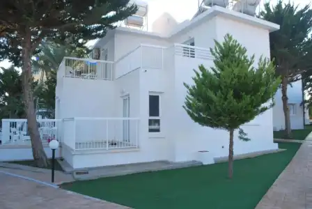 Flisvos Beach Apartments - 24
