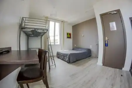 Trianon - 45
